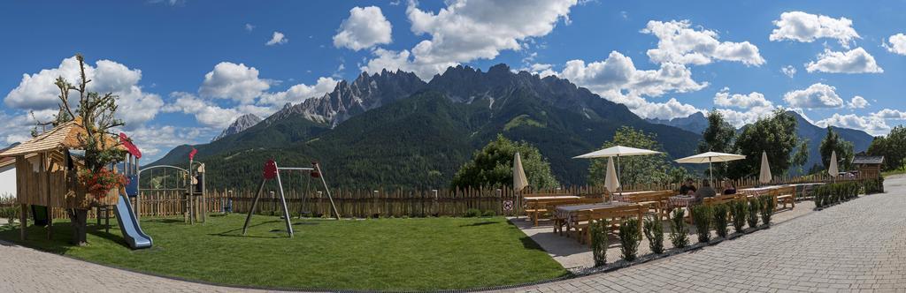 Hotel Schopfenhof San Candido Exterior photo